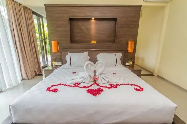 Villa, 1 Yatak Odası, Havuz Manzaralı