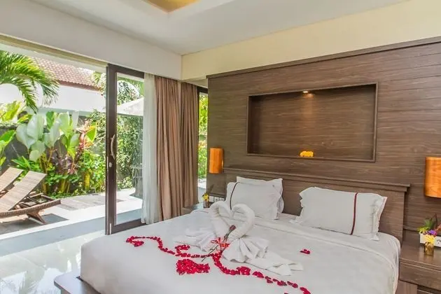 Deluxe Villa, 1 Yatak Odası, Havuz Manzaralı