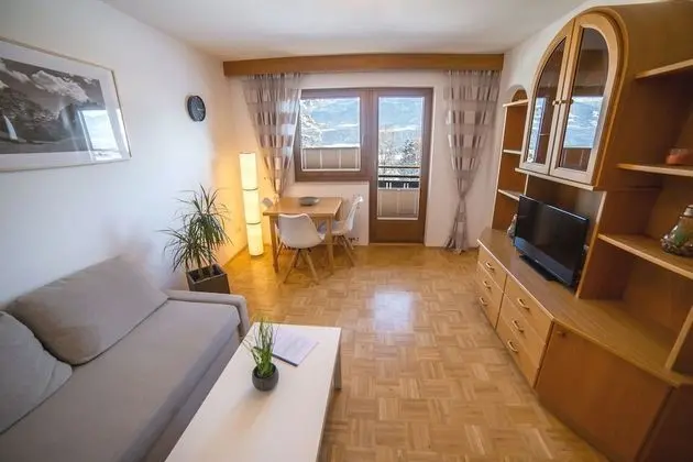 Apart Daire (Südseite)