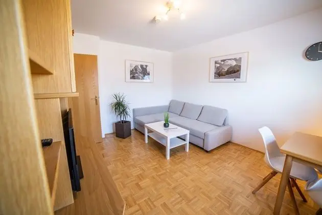 Apart Daire (Südseite)