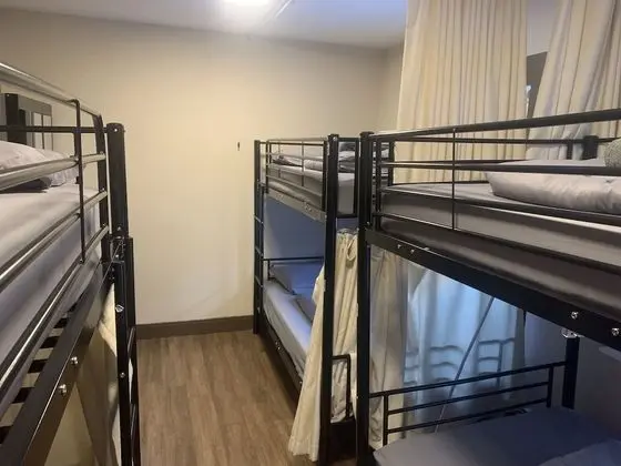 6 Bed Shared Dorm