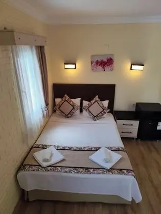 Standard Oda 1 Double Bed