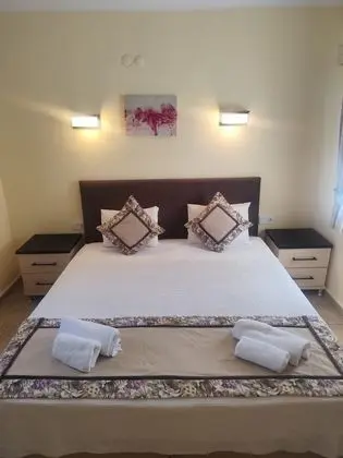 Standard Oda 1 Double Bed