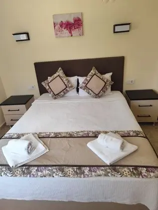 Standard Oda 1 Double Bed