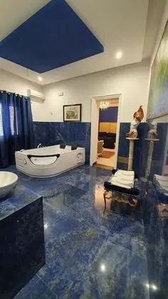 Luxury Stüdyo Süit, Sıcak Su Havuzu