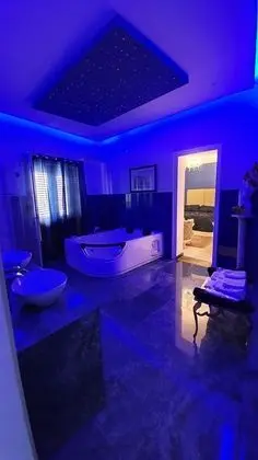 Luxury Stüdyo Süit, Sıcak Su Havuzu