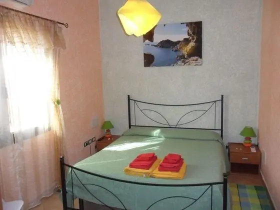 Classic Tek Büyük Yataklı Oda