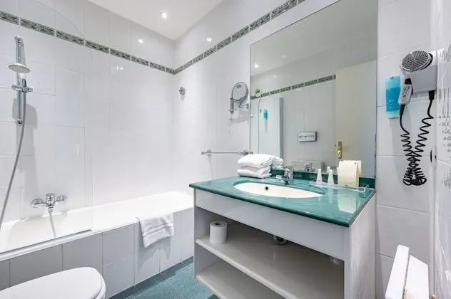 Comfort Tek Büyük veya İki Ayrı Yataklı Oda, 1 Yatak Odası, Sigara İçilmez, Şehir Manzaralı