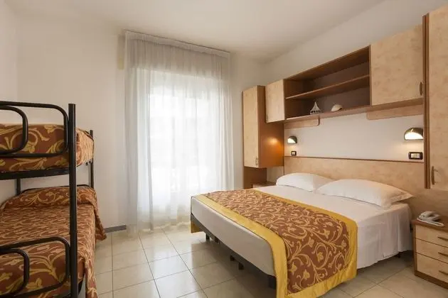 Classic Tek Büyük Yataklı Oda, Balkon (Matrimoniale,letto a castello)