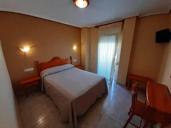 Tek Büyük Yataklı Oda, Balkon