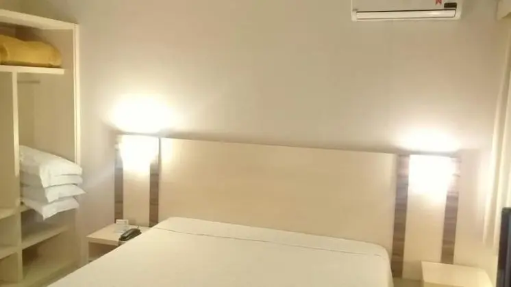 Economy Tek Büyük Yataklı Oda