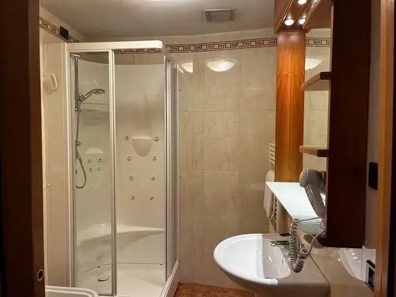 Comfort Tek Kişilik Oda
