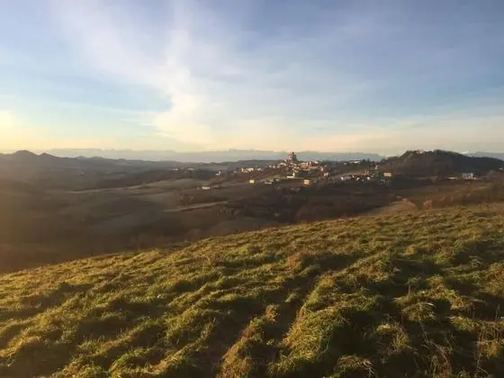Tek Büyük veya İki Ayrı Yataklı Oda, Tepe Manzaralı (Cavaliere)