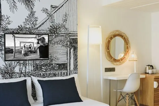 Superior Garden (Honeymooners only)