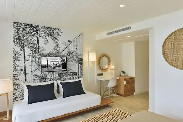 Superior Garden (Honeymooners only)