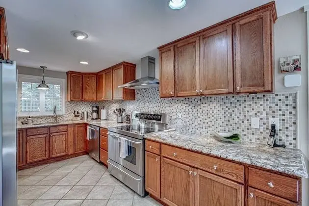 Ev (Canopy Cottage on Siesta Key)