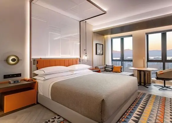 Deluxe Oda, 1 En Büyük (King) Boy Yatak, Göl Manzaralı