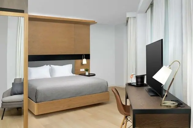 Oda, 1 En Büyük (King) Boy Yatak, Engellilere Uygun