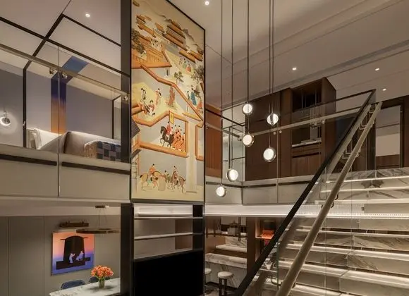 Çatı Katı (Loft), 1 En Büyük (King) Boy Yatak (Canopy)