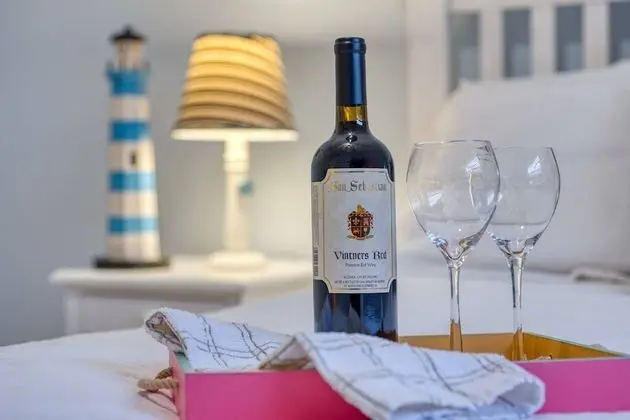 Daire (Canopy Shore)