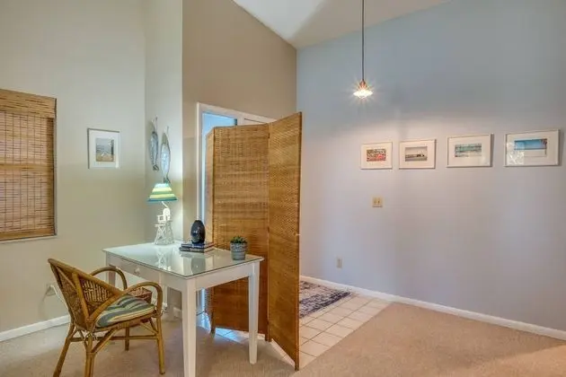 Daire (Canopy Shore)