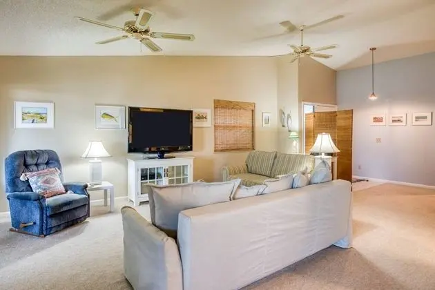 Daire (Canopy Shore)