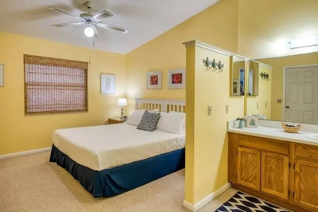 Daire (Canopy Shore)