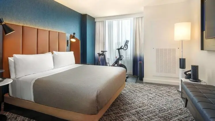Oda, 1 En Büyük (King) Boy Yatak (Peloton Wellness Room)