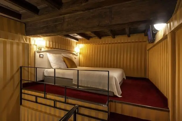 Comfort Üç Kişilik Oda, Özel Banyo