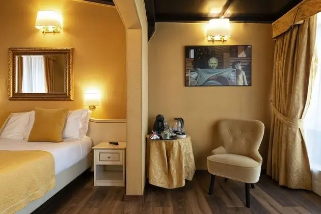 Deluxe Dört Kişilik Oda, Teras