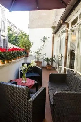 Deluxe Dört Kişilik Oda, Teras