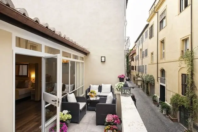 Deluxe Dört Kişilik Oda, Teras