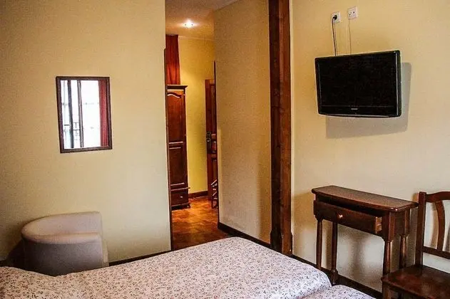 Tek Büyük veya İki Ayrı Yataklı Oda