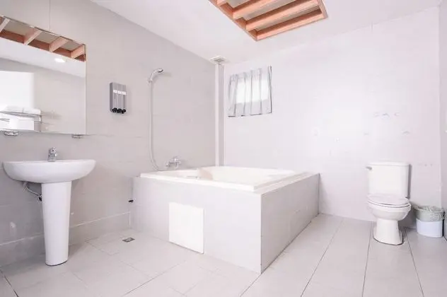 Deluxe Tek Büyük veya İki Ayrı Yataklı Oda, 1 Yatak Odası