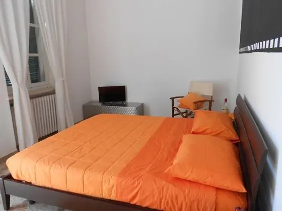 Economy Tek Büyük Yataklı Oda, Banyolu/Duşlu, Bahçe Manzaralı