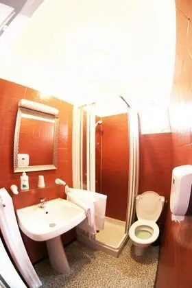 Classic Üç Kişilik Oda