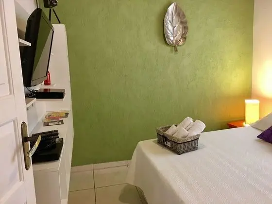 Tek Büyük Yataklı Oda