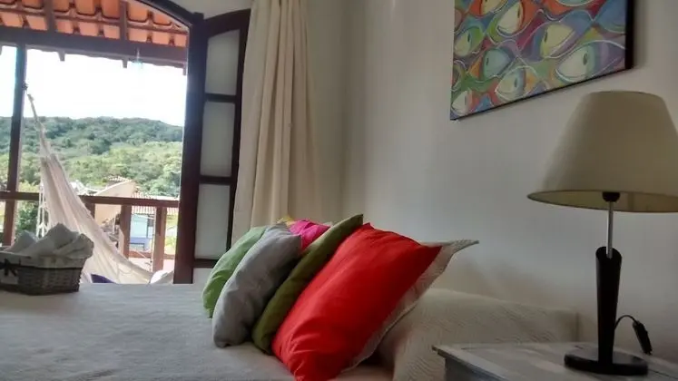 Üç Kişilik Oda, Balkon