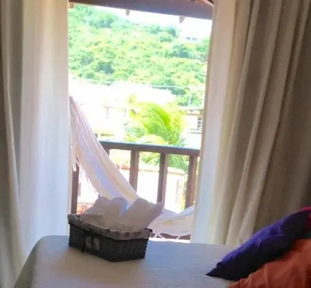 Üç Kişilik Oda, Balkon