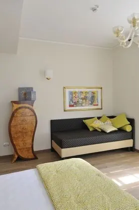 Luxury Tek Büyük Yataklı Oda