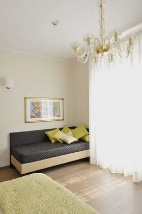 Luxury Tek Büyük Yataklı Oda