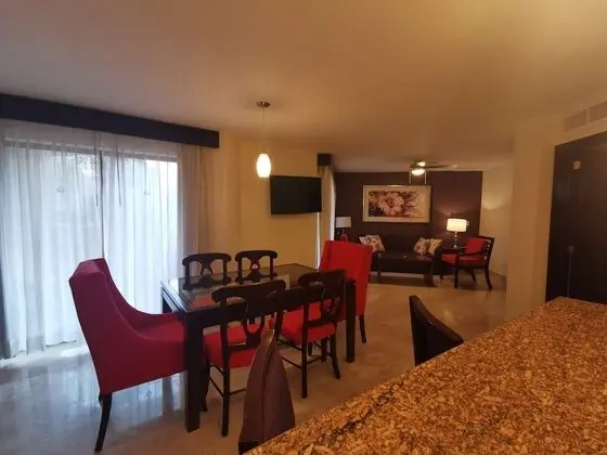 2 Bedroom Luxury Suite