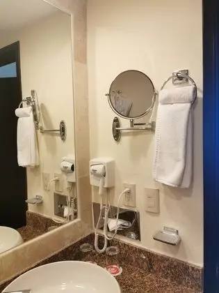 2 Bedroom Luxury Suite