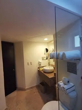 2 Bedroom Luxury Suite