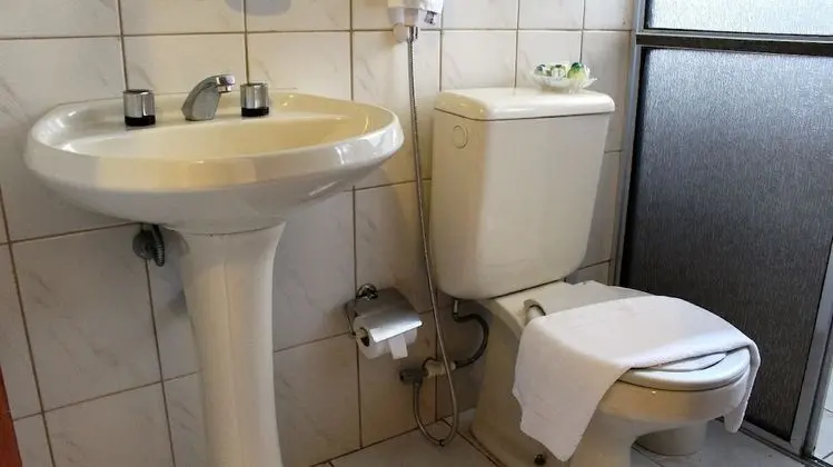 Premium Tek Büyük Yataklı Oda