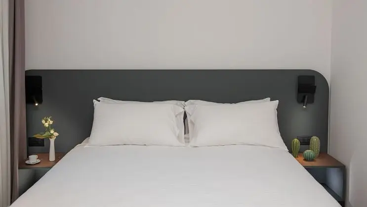 Panoramic Tek Büyük Yataklı Oda