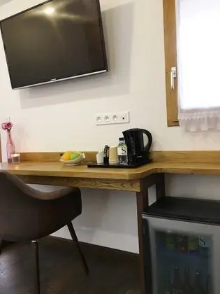 Luxury Tek Büyük Yataklı Oda