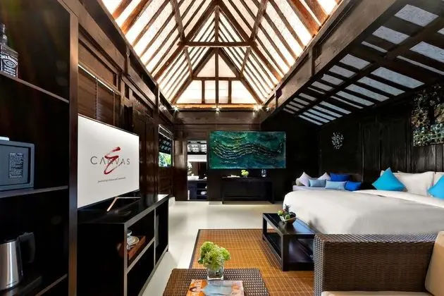 Deluxe Villa, Havuz Manzaralı
