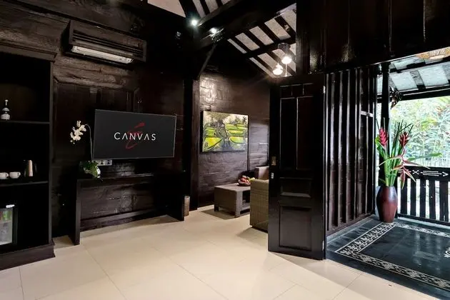 Deluxe Villa, Havuz Manzaralı