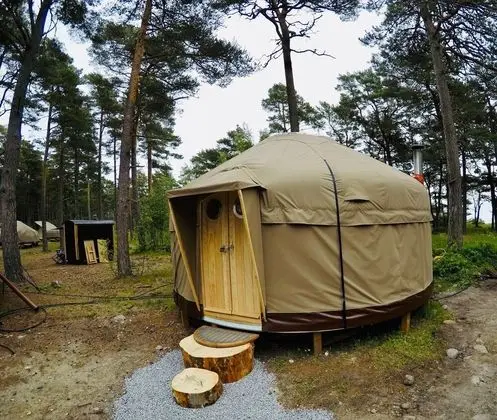 Yurt